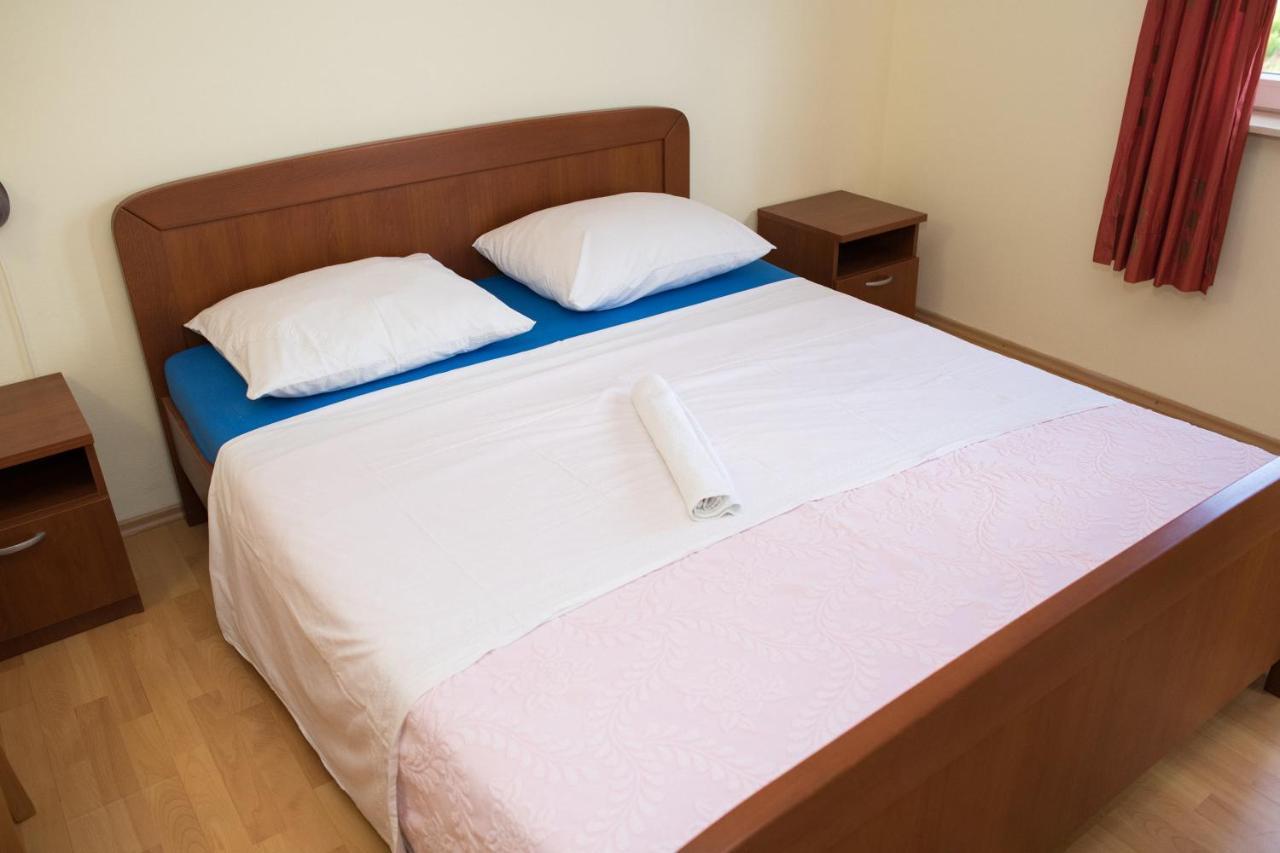 Raslina Apartment Dalmatien מראה חיצוני תמונה