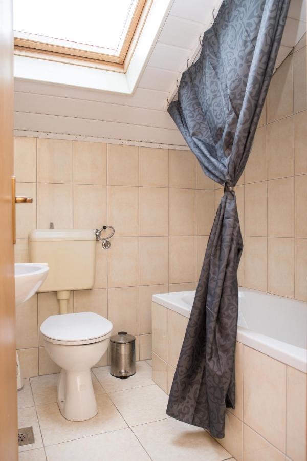 Raslina Apartment Dalmatien מראה חיצוני תמונה