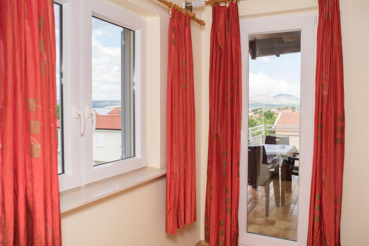 Raslina Apartment Dalmatien מראה חיצוני תמונה