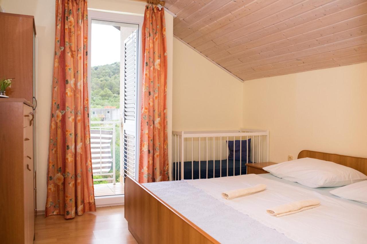 Raslina Apartment Dalmatien מראה חיצוני תמונה