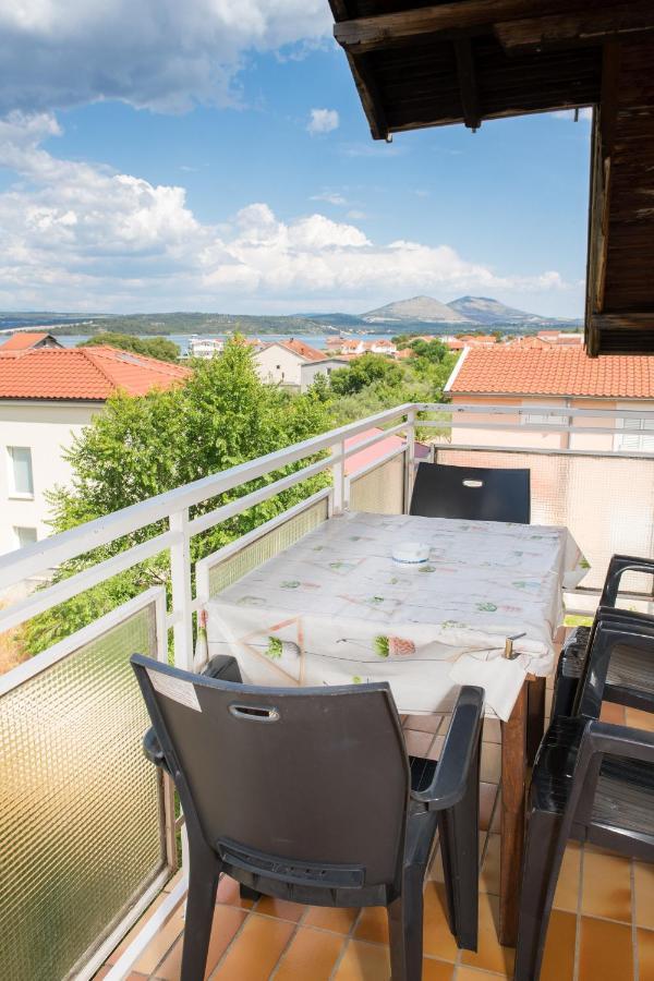 Raslina Apartment Dalmatien מראה חיצוני תמונה