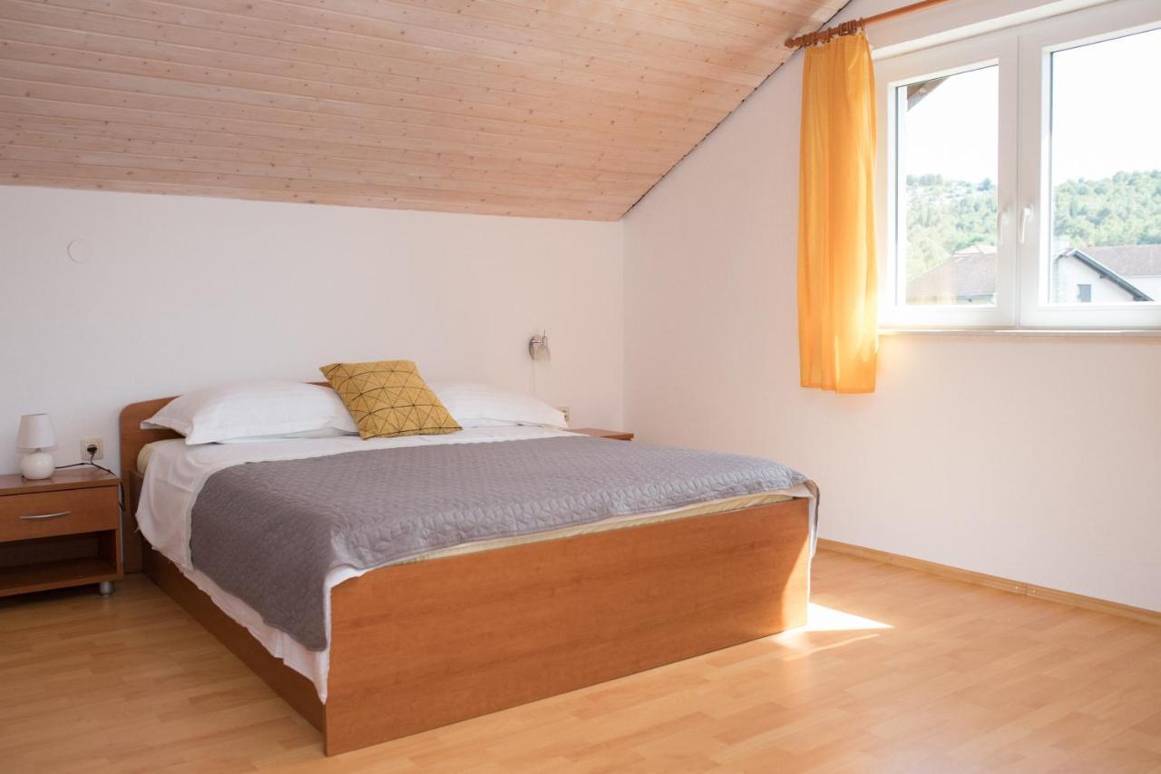 Raslina Apartment Dalmatien מראה חיצוני תמונה