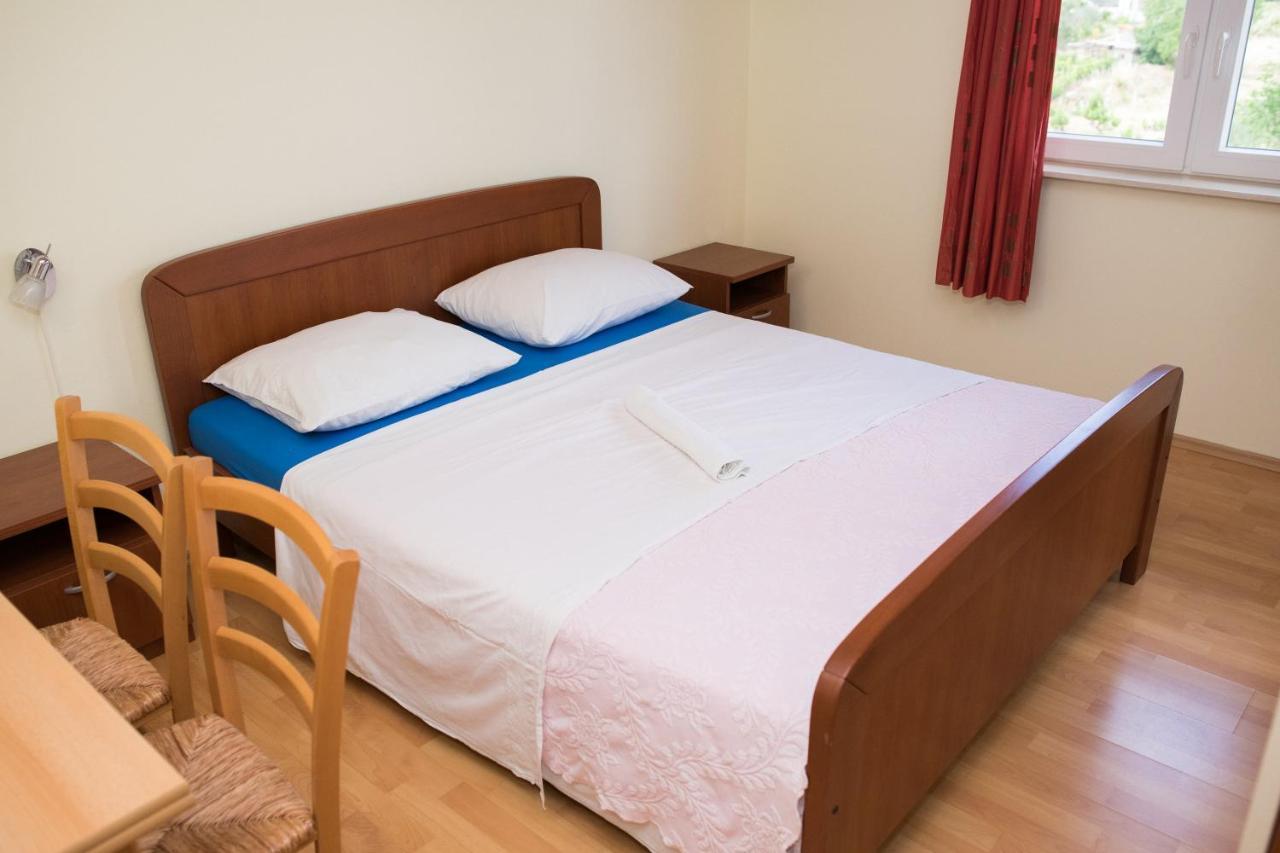 Raslina Apartment Dalmatien מראה חיצוני תמונה