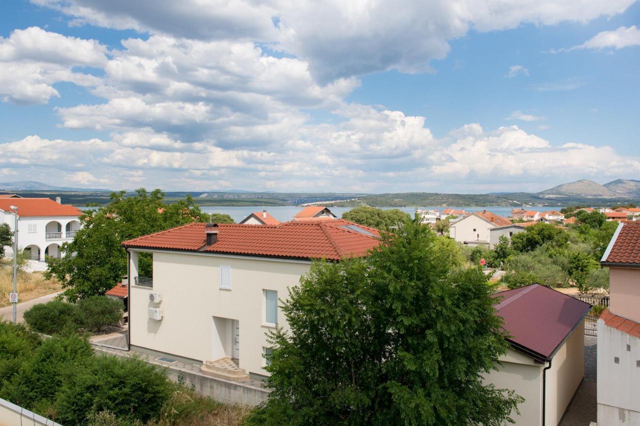 Raslina Apartment Dalmatien מראה חיצוני תמונה