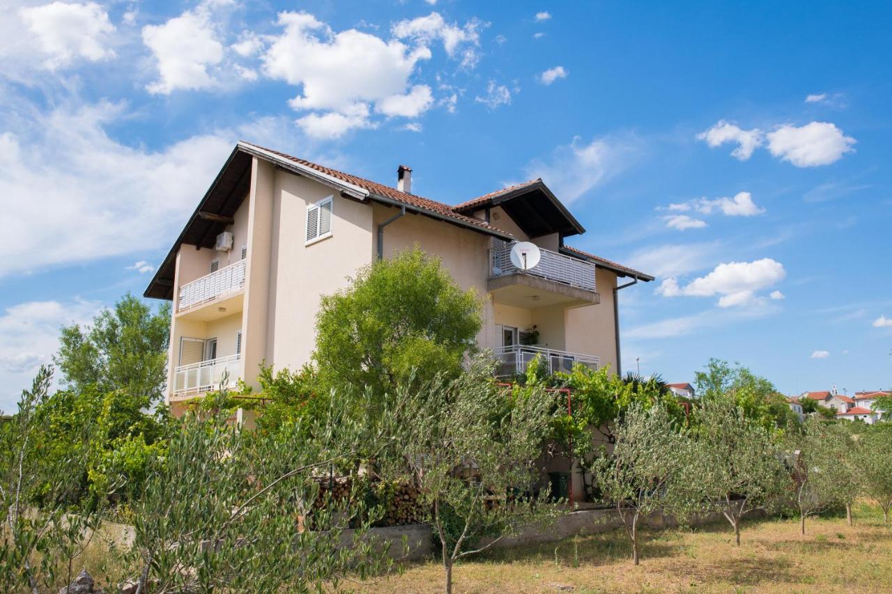 Raslina Apartment Dalmatien מראה חיצוני תמונה
