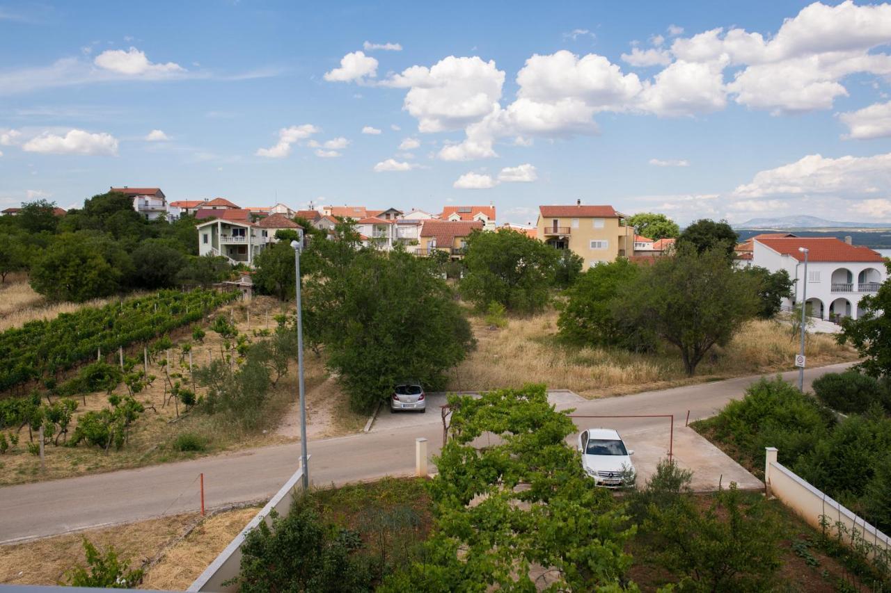 Raslina Apartment Dalmatien מראה חיצוני תמונה