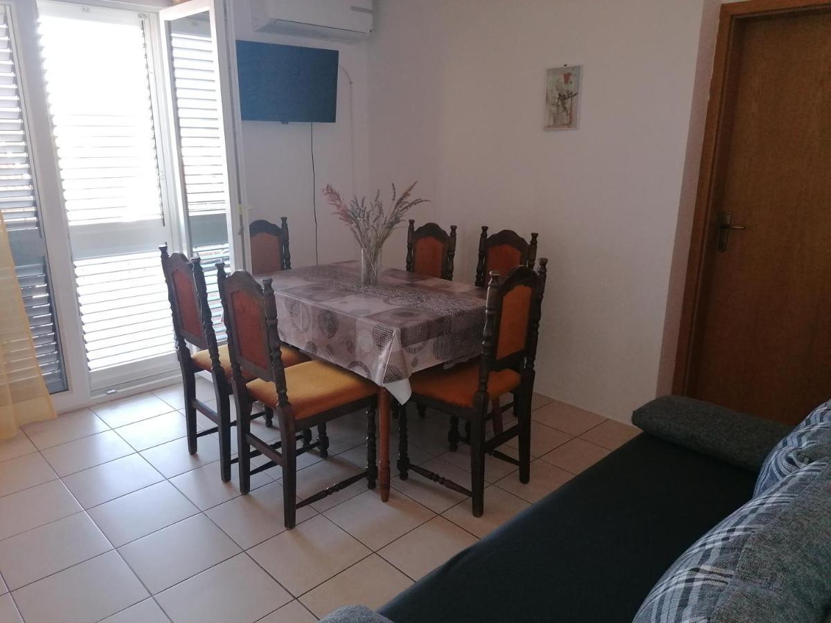 Raslina Apartment Dalmatien מראה חיצוני תמונה