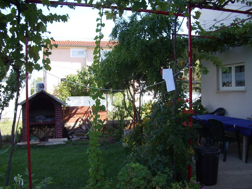Raslina Apartment Dalmatien מראה חיצוני תמונה