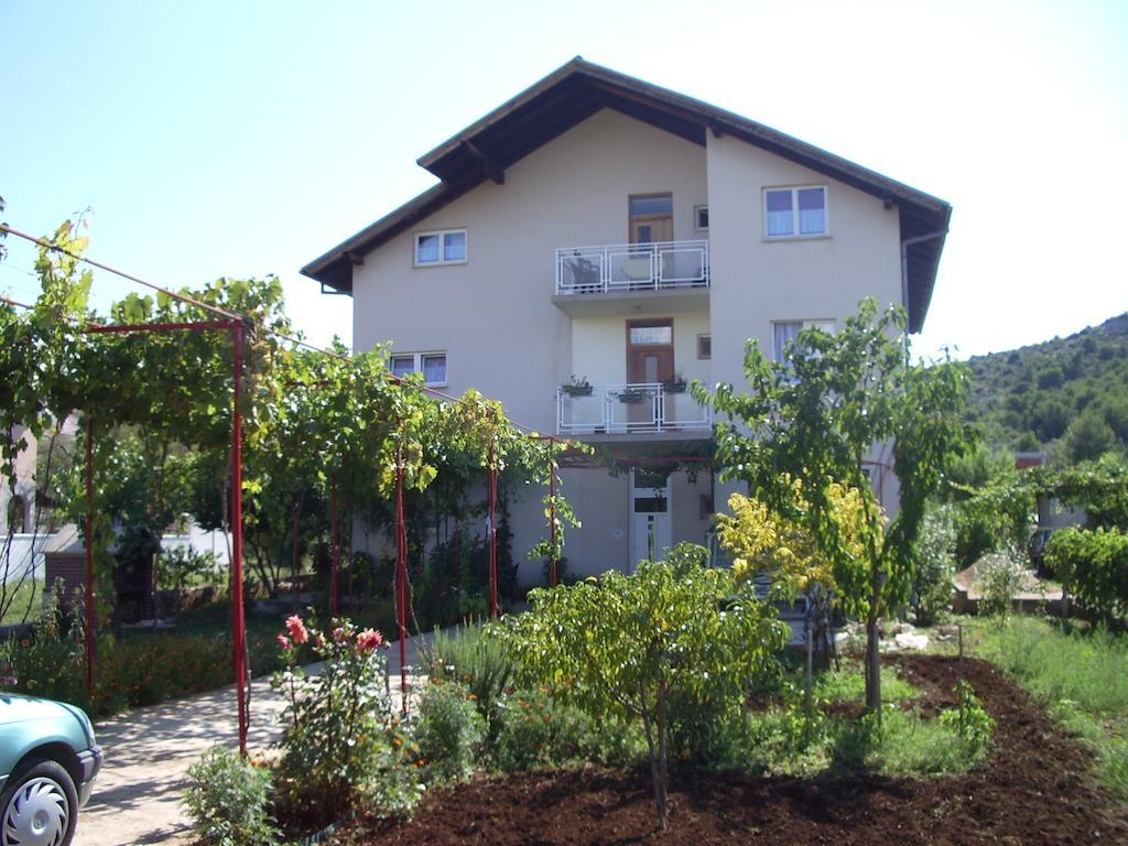 Raslina Apartment Dalmatien מראה חיצוני תמונה
